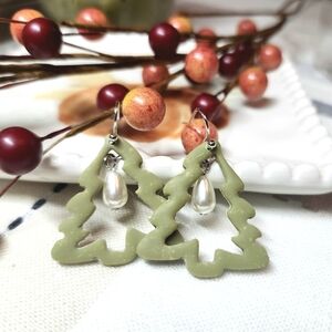 Green Tree Earrings with Pearl Drop